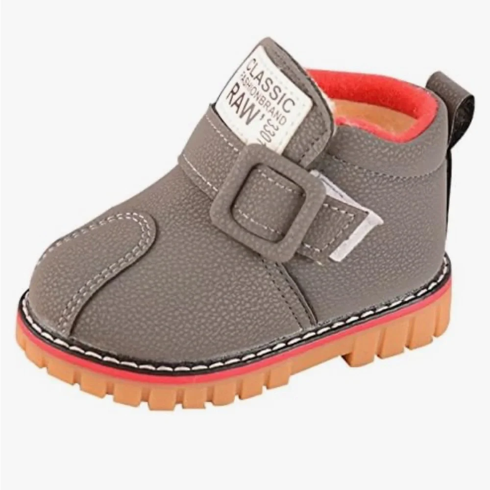 Classic Fashion Brand Raw 3301 Kids Gray Boots with fur.Size 5.